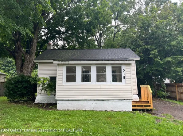 515 Forest St, Charlotte, MI 48813