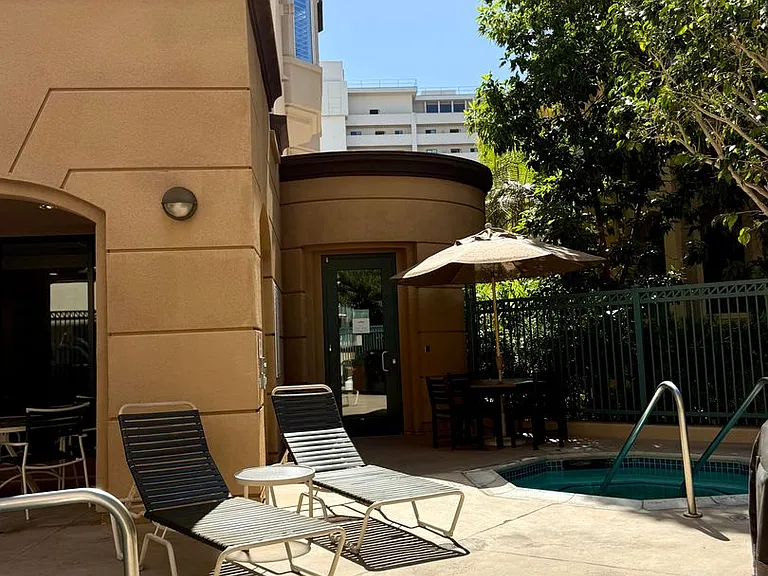 2400 5th Ave #219 — Photo 33
