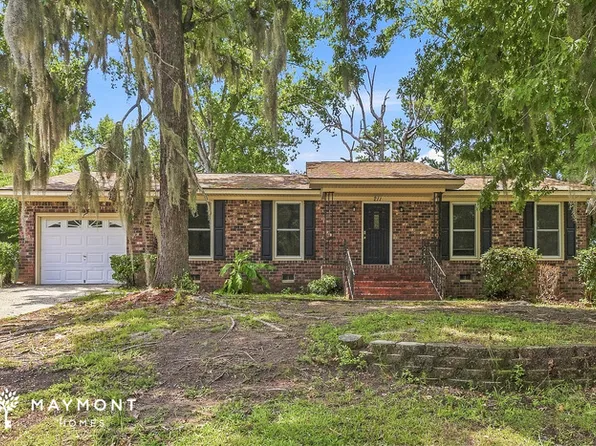 211 Kent Ct, Ladson, SC 29456