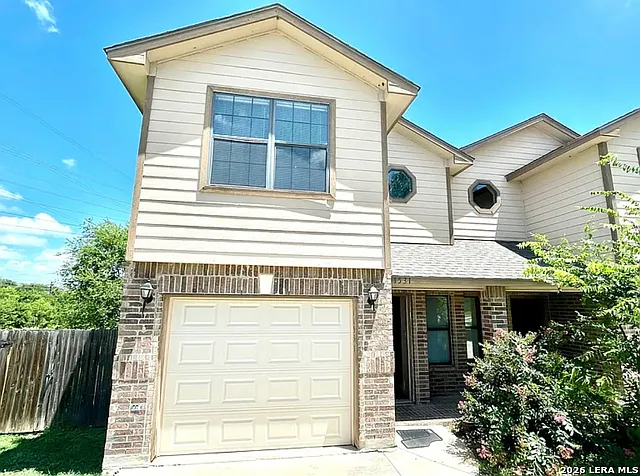 11531 Creek Eagle