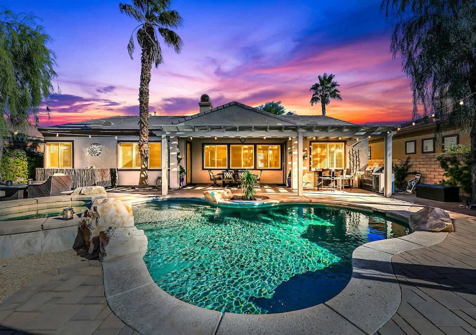 Luxury Villa w/ Pool & Spa, Near Coachella — Photo 3