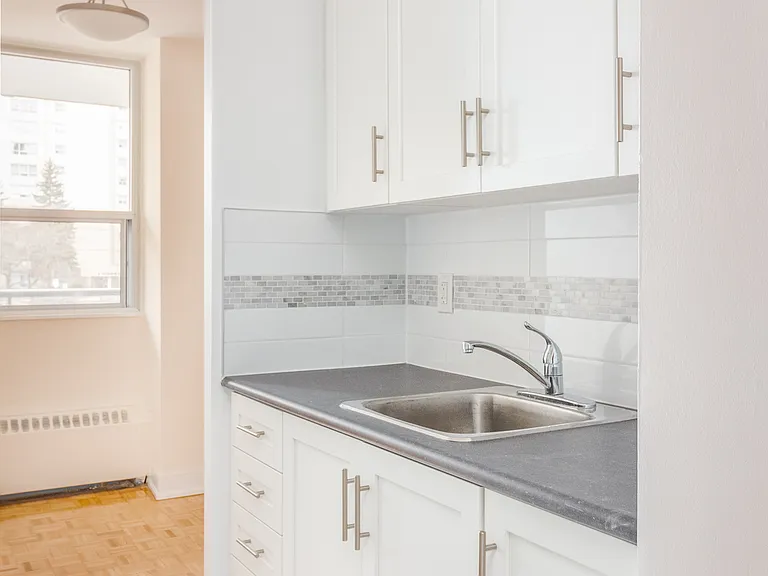 95 Havenbrook Blvd — Photo 1