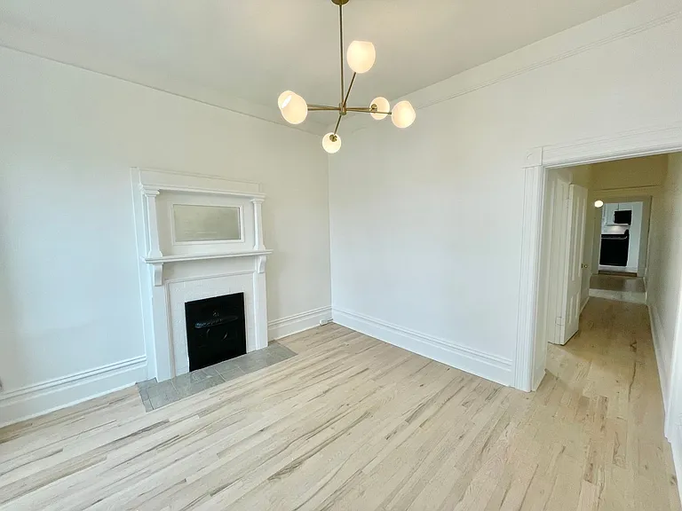 82 Alvarado St — Photo 2