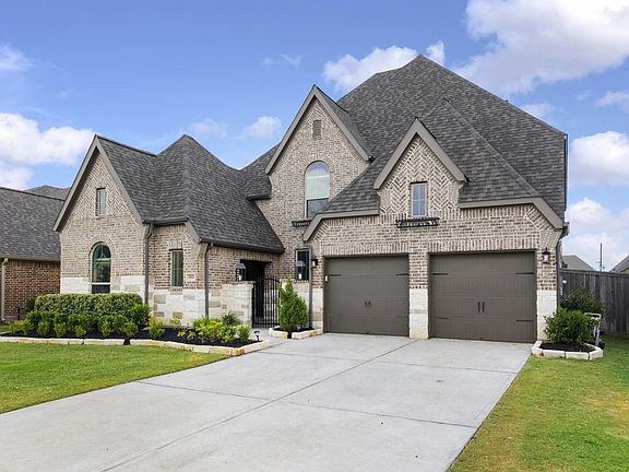 3rd image of 25133 Pinebrook Grove Ln