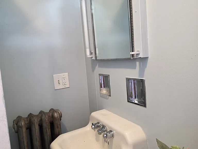 98 Wood St #3 — Photo 36
