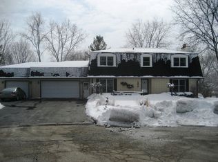 1316 Aster Ct, Batavia, IL 60510