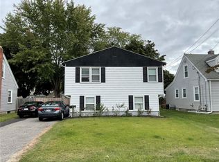 16 Arrow Ave, Warwick, RI 02886