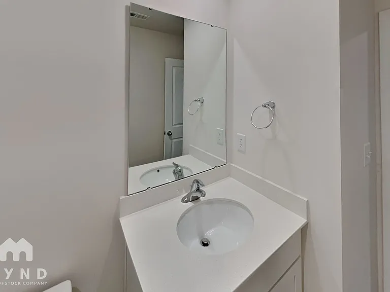 1025 Jaxson Terry Ln — Photo 18