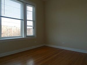 1st image of 1260 W Leland Ave #3