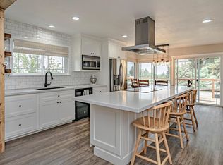 2812 Alhambra Dr, Cameron Park, CA