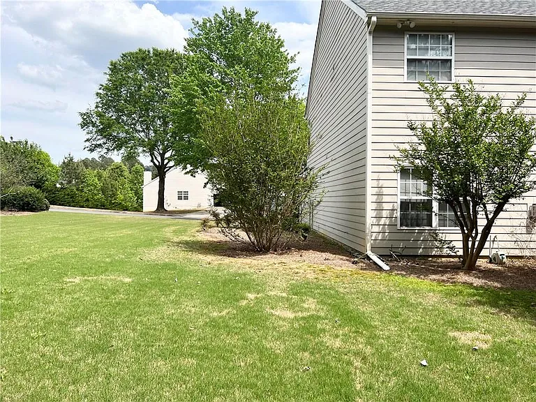 3884 Heritage Crest Pkwy — Photo 36