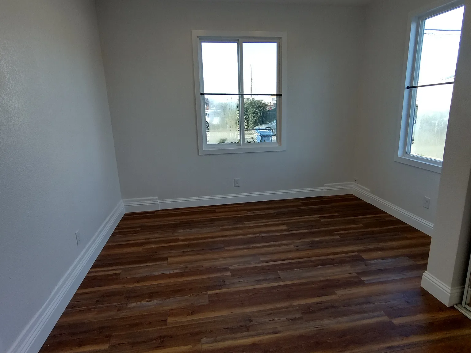 3 bed, 1300 sqft, $3,650 — Photo 4