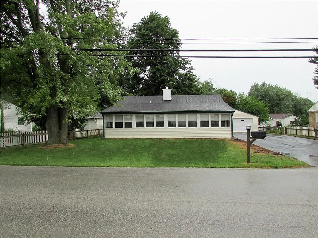 122 Whiteland Rd photo 1