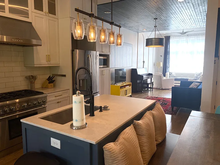 Main floor, living & dining, kitchen.