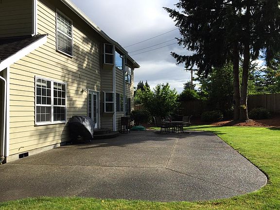 4th image of 819 Harvest Dr SE