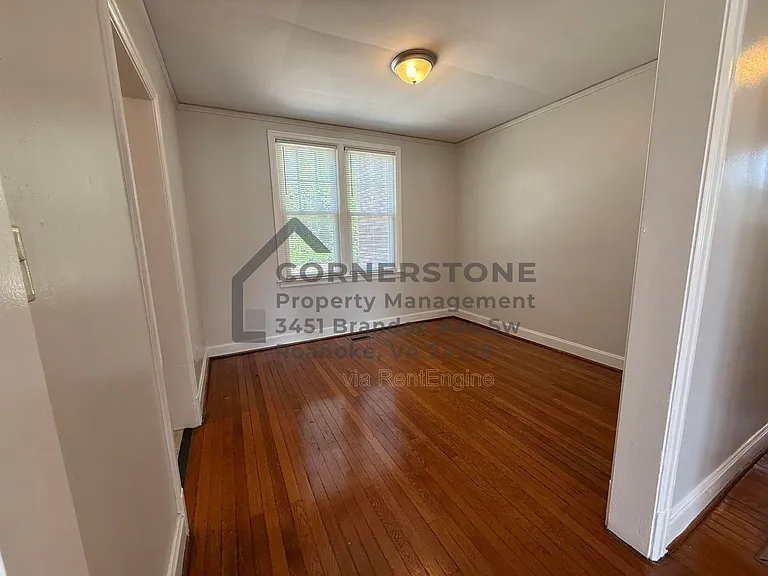 355 Highland Ave SW #1 — Photo 6