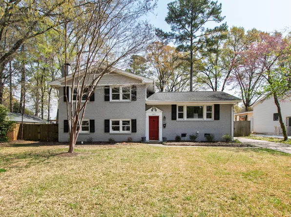 705 Austin Ave, Cary, NC 27511