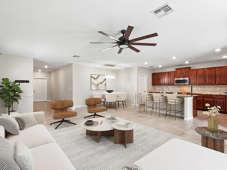 11201 Hudson Hills Ln — Photo 3