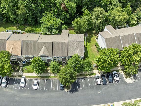 2nd image of 369 English Oak Ln