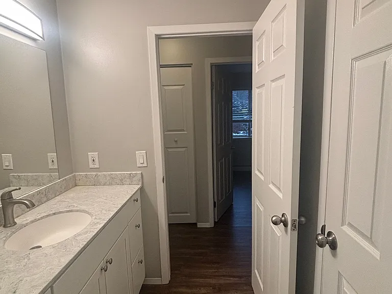 The Tides 1510 Veterans Dr — Photo 66