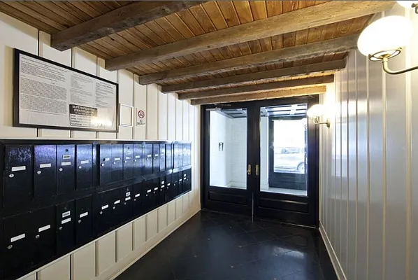 Rented by Zumper Inc | media 24