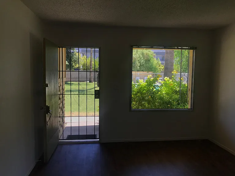 914 W Glendale Ave #5 — Photo 7