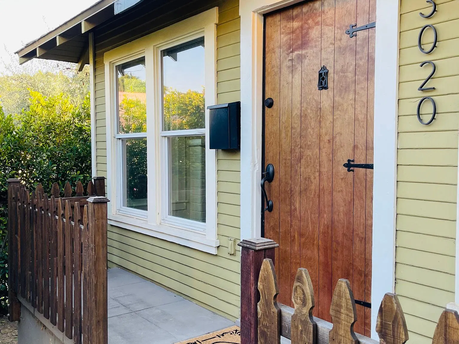 2 bed, 1200 sqft, $4,250 — Photo 3