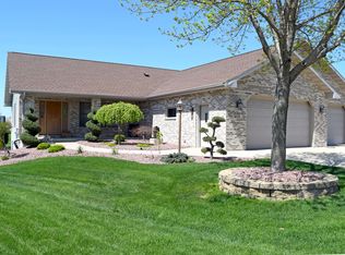 415 N 12th Ave, Monroe, WI 53566