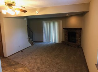 3570 NE Independence Ave, Lees Summit, MO 64064