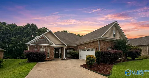 108 Blackwood Dr Photo 1