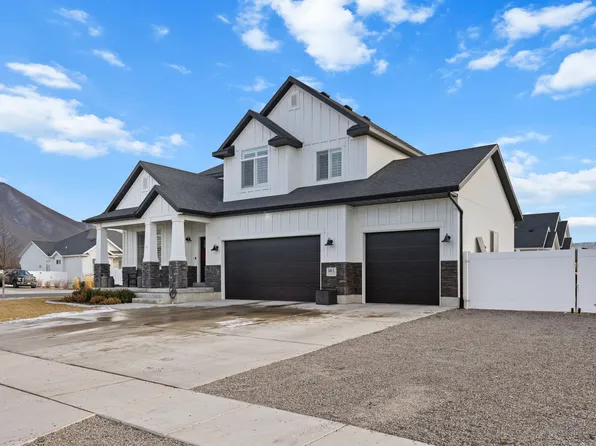 348 E Coventry Way #305, Tooele, UT 84074