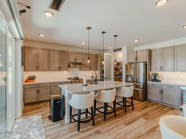 1882 Hogan Peak St, Carson City, NV 89701