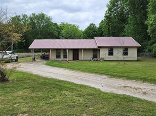 606 Pintail Rd, Millerton, OK 74736