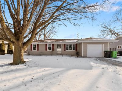 806 Memorial DRIVE, Kewaskum, WI, 53040