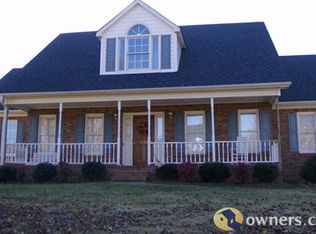 5009 Peppertree Rd, Clemmons, NC 27012