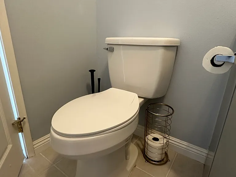 Noel Dr — Photo 14