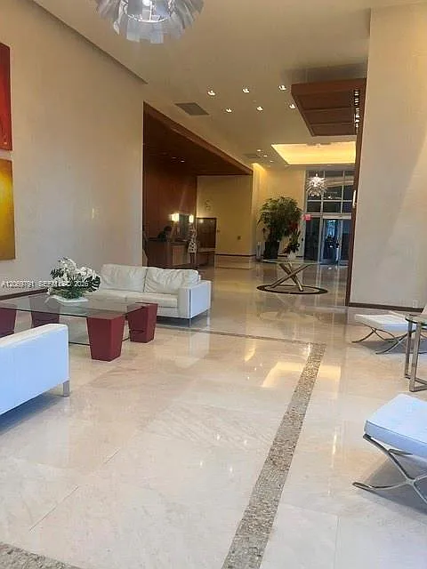 1060 Brickell Condo — Photo 4