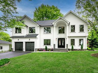 992 Ellis Pkwy, Edison, NJ 08820