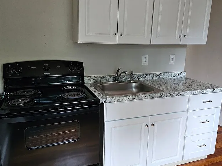 153-155 Beech St — Photo 2