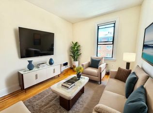 25-50 45th St #2R, Astoria, NY 11103