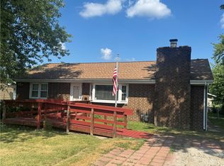 606 Central Ave, Tilton, IL 61833