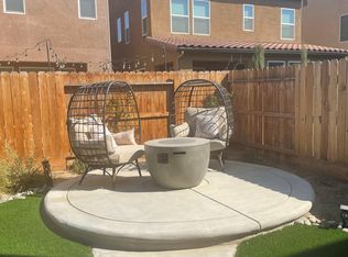 861 Fir St W, Madera, CA 93636