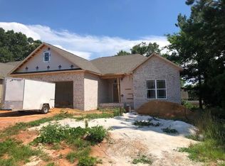 658 Valley Stream Dr, Enterprise, AL 36330