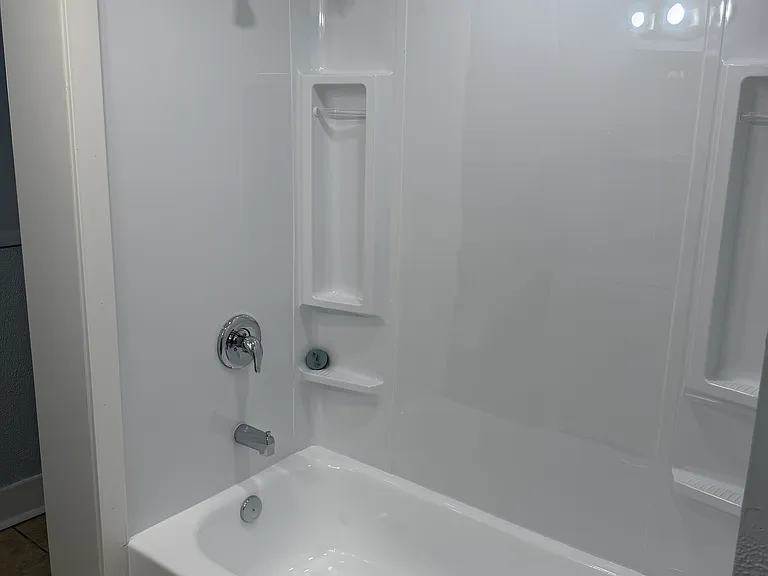 1115 Fairdale St — Photo 12