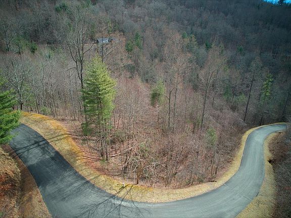 4th image of 17 Garnet Rd