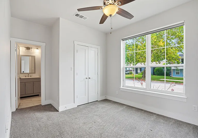 2340 Benbrook Dr — Photo 10