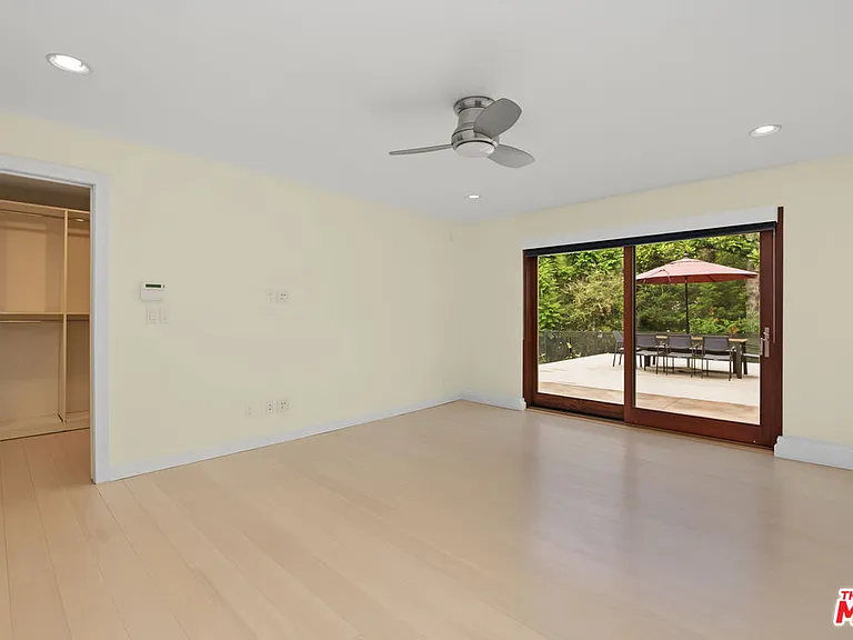 175 Barlock Ave — Photo 41