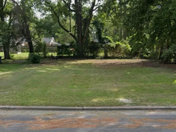 705 E 5th Street, Washington, NC 27889