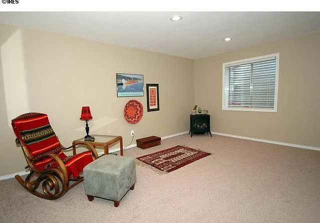 462 Fillmore Ct — Photo 6