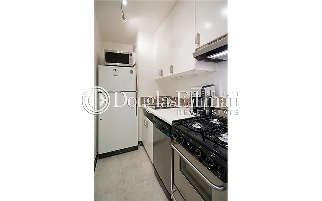 Sold by Douglas Elliman | media 5